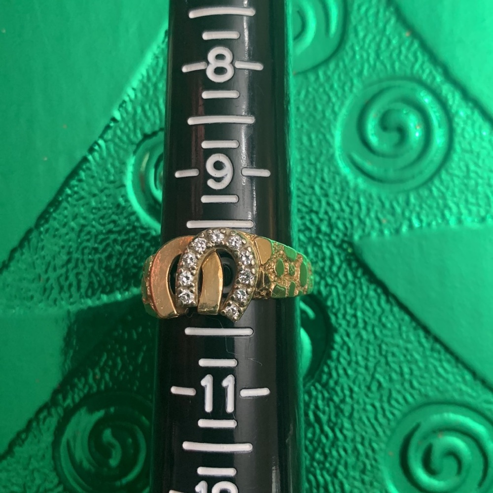 14 K GOLD  DOUBLE HORSESHOE RING - Picture 14 of 17